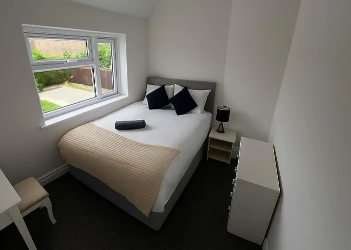 Tatil Evi Modern 3-bedroom Near Cribbs Causeway- Ideal For Contractors And Work *